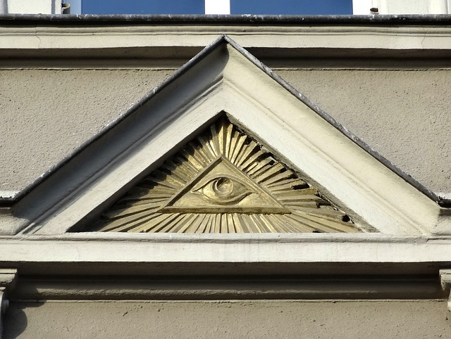eye illuminati